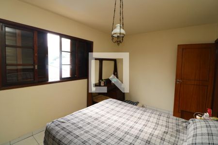 Casa à venda com 210m², 3 quartos e 4 vagasSuite