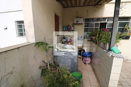 Casa à venda com 210m², 3 quartos e 4 vagasDetalhe da area de serviço