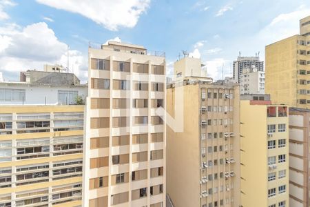 Apartamento à venda com 55m², 2 quartos e 1 vaga Apartamento à venda com 55m², 2 quartos e 1 vagaVista do Quarto 2
