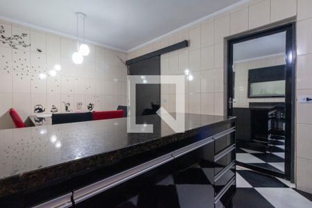 Casa à venda com 95m², 2 quartos e 4 vagas Casa à venda com 95m², 2 quartos e 4 vagasCozinha