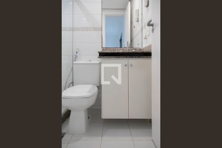 Apartamento à venda com 124m², 3 quartos e 3 vagas Apartamento à venda com 124m², 3 quartos e 3 vagasBanheiro da suíte 1