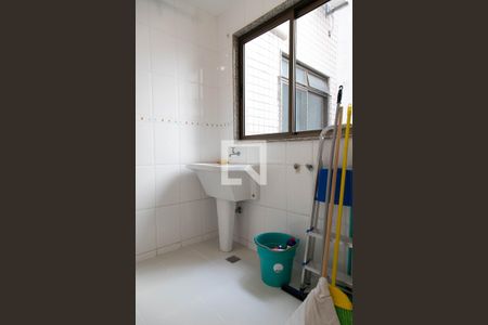 Apartamento à venda com 124m², 3 quartos e 3 vagas Apartamento à venda com 124m², 3 quartos e 3 vagasÁrea de serviço