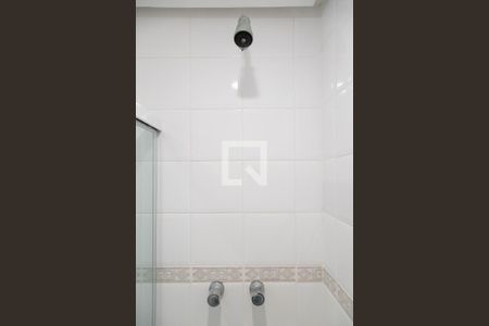 Apartamento à venda com 124m², 3 quartos e 3 vagas Apartamento à venda com 124m², 3 quartos e 3 vagasBanheiro social