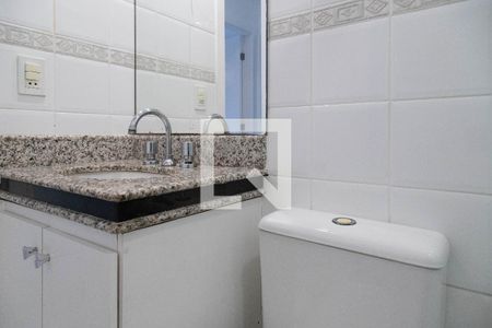 Apartamento à venda com 124m², 3 quartos e 3 vagas Apartamento à venda com 124m², 3 quartos e 3 vagasBanheiro social