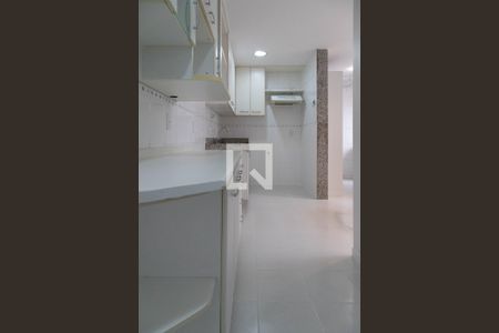 Apartamento à venda com 124m², 3 quartos e 3 vagas Apartamento à venda com 124m², 3 quartos e 3 vagasCozinha