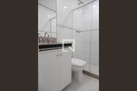 Apartamento à venda com 124m², 3 quartos e 3 vagas Apartamento à venda com 124m², 3 quartos e 3 vagasBanheiro social