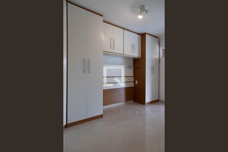 Apartamento à venda com 124m², 3 quartos e 3 vagas Apartamento à venda com 124m², 3 quartos e 3 vagasSuíte 2