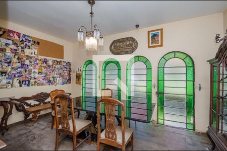 Casa à venda com 180m², 3 quartos e 1 vaga Casa à venda com 180m², 3 quartos e 1 vagaSala 2