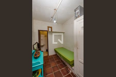 Casa à venda com 180m², 3 quartos e 1 vaga Casa à venda com 180m², 3 quartos e 1 vagaQuarto de Serviço