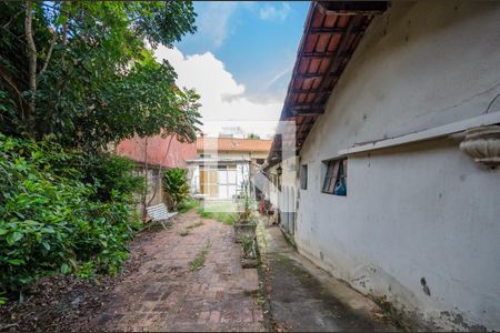 Casa à venda com 180m², 3 quartos e 1 vaga Casa à venda com 180m², 3 quartos e 1 vagaQuintal