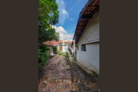 Casa à venda com 180m², 3 quartos e 1 vaga Casa à venda com 180m², 3 quartos e 1 vagaQuintal