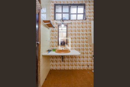 Casa à venda com 180m², 3 quartos e 1 vaga Casa à venda com 180m², 3 quartos e 1 vagaBanheiro da Suíte