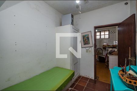 Casa à venda com 180m², 3 quartos e 1 vaga Casa à venda com 180m², 3 quartos e 1 vagaQuarto de Serviço