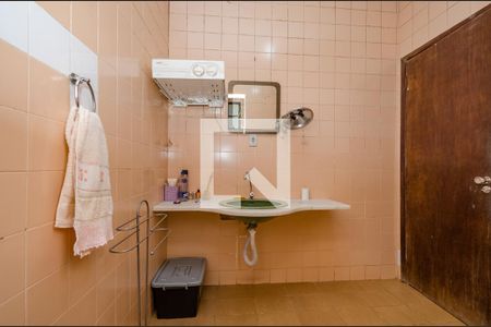 Casa à venda com 180m², 3 quartos e 1 vaga Casa à venda com 180m², 3 quartos e 1 vagaBanheiro Social