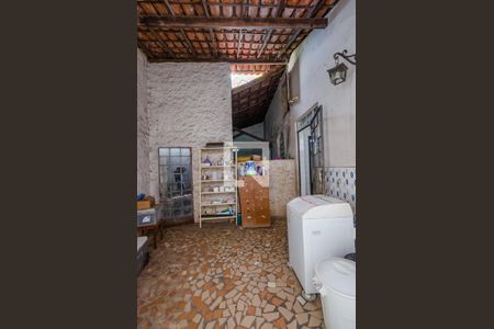 Casa à venda com 180m², 3 quartos e 1 vaga Casa à venda com 180m², 3 quartos e 1 vagaÁrea de Serviço