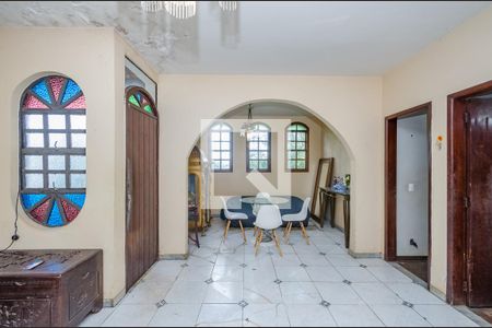 Casa à venda com 180m², 3 quartos e 1 vaga Casa à venda com 180m², 3 quartos e 1 vagaSala 3