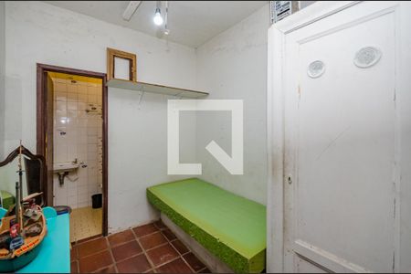 Casa à venda com 180m², 3 quartos e 1 vaga Casa à venda com 180m², 3 quartos e 1 vagaQuarto de Serviço