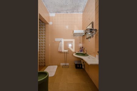 Casa à venda com 180m², 3 quartos e 1 vaga Casa à venda com 180m², 3 quartos e 1 vagaBanheiro Social