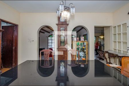 Casa à venda com 180m², 3 quartos e 1 vaga Casa à venda com 180m², 3 quartos e 1 vagaSala 2