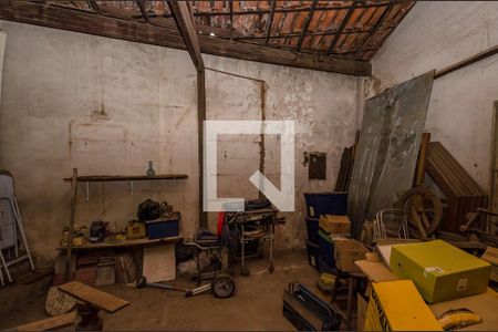 Casa à venda com 180m², 3 quartos e 1 vaga Casa à venda com 180m², 3 quartos e 1 vagaGaragem