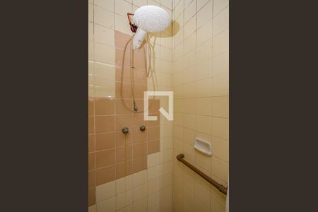 Casa à venda com 180m², 3 quartos e 1 vaga Casa à venda com 180m², 3 quartos e 1 vagaBanheiro da Suíte