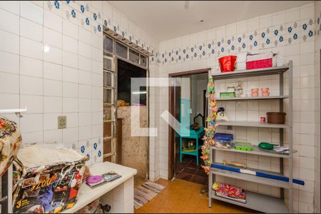 Casa à venda com 180m², 3 quartos e 1 vaga Casa à venda com 180m², 3 quartos e 1 vagaCozinha