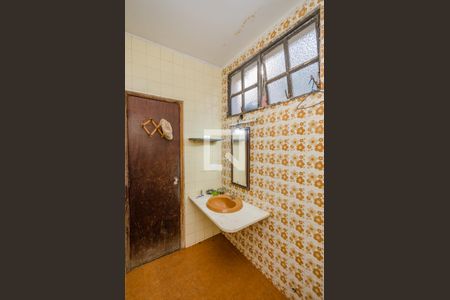 Casa à venda com 180m², 3 quartos e 1 vaga Casa à venda com 180m², 3 quartos e 1 vagaBanheiro da Suíte