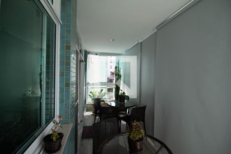 Varanda de apartamento à venda com 4 quartos, 132m² em Icaraí, Niterói