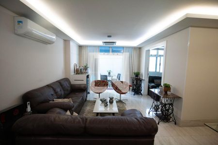 Sala de apartamento à venda com 4 quartos, 132m² em Icaraí, Niterói