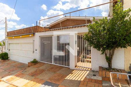Casa à venda com 360m², 4 quartos e 3 vagasFachada