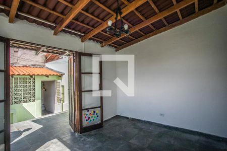 Casa à venda com 230m², 4 quartos e 2 vagas