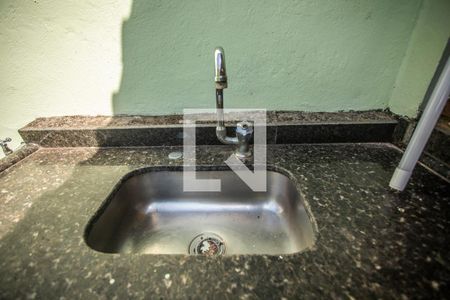 Casa à venda com 230m², 4 quartos e 2 vagas