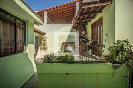 Casa à venda com 230m², 4 quartos e 2 vagas
