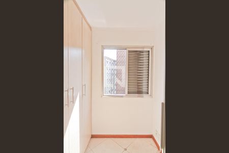 Apartamento à venda com 68m², 3 quartos e 1 vaga Apartamento à venda com 68m², 3 quartos e 1 vagaCloset da suíte