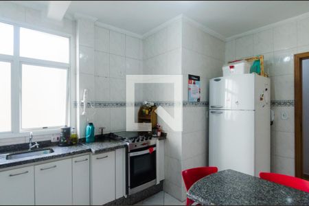 Apartamento à venda com 149m², 3 quartos e 2 vagas Apartamento à venda com 149m², 3 quartos e 2 vagasCozinha