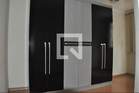 Apartamento à venda com 45m², 2 quartos e 1 vagaQuarto 2 - Armários