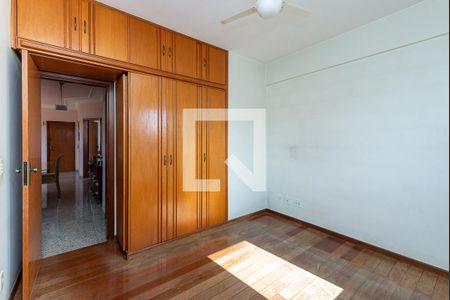 Apartamento à venda com 125m², 3 quartos e 2 vagasQuarto 1 - Armário
