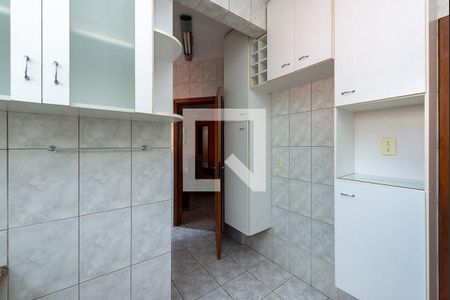 Apartamento à venda com 125m², 3 quartos e 2 vagasCozinha - Armários