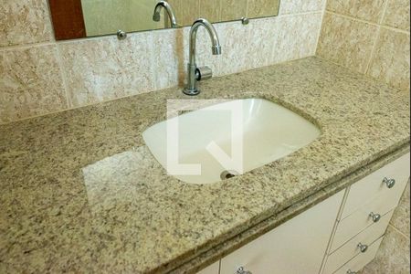 Apartamento à venda com 125m², 3 quartos e 2 vagasBanheiro da Suíte - Torneira