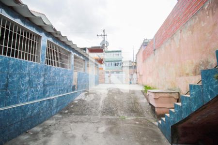 Casa à venda com 168m², 2 quartos e 8 vagas Casa à venda com 168m², 2 quartos e 8 vagasQuintal