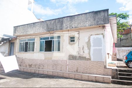 Casa à venda com 850m², 2 quartos e 1 vaga Casa à venda com 850m², 2 quartos e 1 vagaQuintal