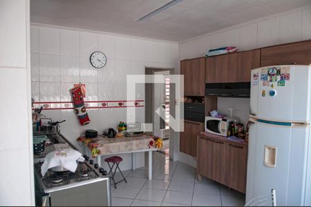 Casa à venda com 850m², 2 quartos e 1 vaga Casa à venda com 850m², 2 quartos e 1 vagaCozinha