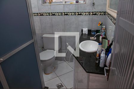 Casa à venda com 850m², 2 quartos e 1 vaga Casa à venda com 850m², 2 quartos e 1 vagaBanheiro Social