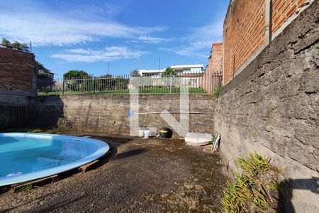 Casa à venda com 210m², 4 quartos e 2 vagasPiscina