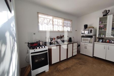 Casa à venda com 210m², 4 quartos e 2 vagasCozinha