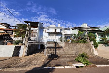 Casa à venda com 210m², 4 quartos e 2 vagasFachada