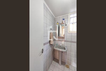 Casa à venda com 210m², 4 quartos e 2 vagasLavabo