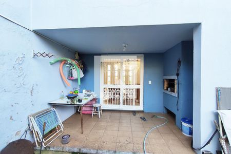 Casa à venda com 210m², 4 quartos e 2 vagasPátio Fundos