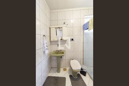 Casa à venda com 210m², 4 quartos e 2 vagasBanheiro