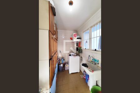 Casa à venda com 210m², 4 quartos e 2 vagasÁrea de Serviço